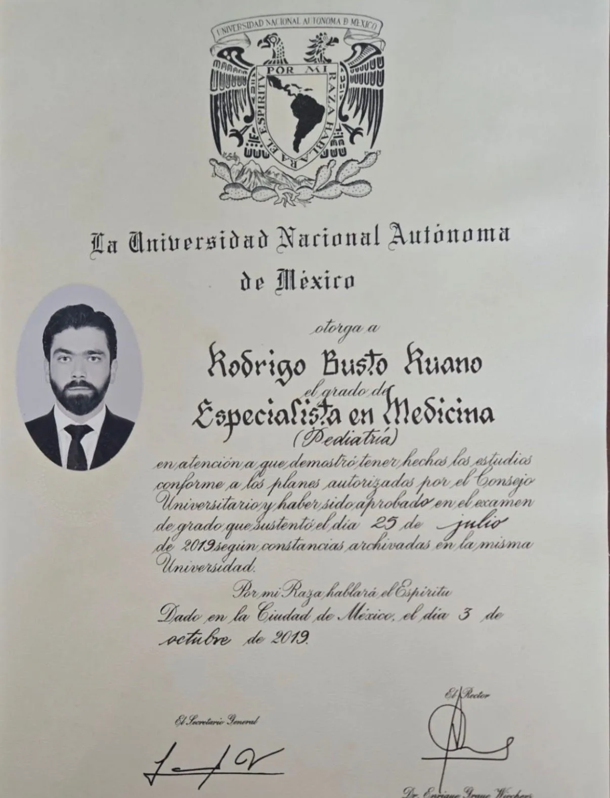 Diploma Médico